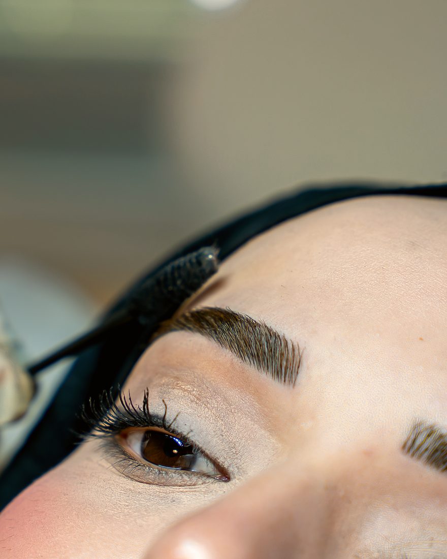 Kaş ve kirpik uygulaması — SİS Nails Studio Üsküdar