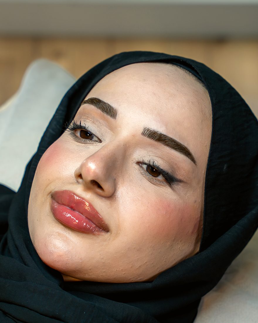 Kalıcı makyaj uygulaması — SİS Nails Studio Üsküdar